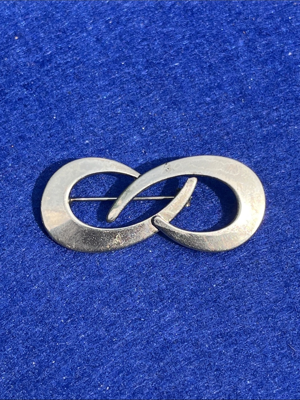 Silver Infinity Knot Pin Brooch Modernist Jewelry